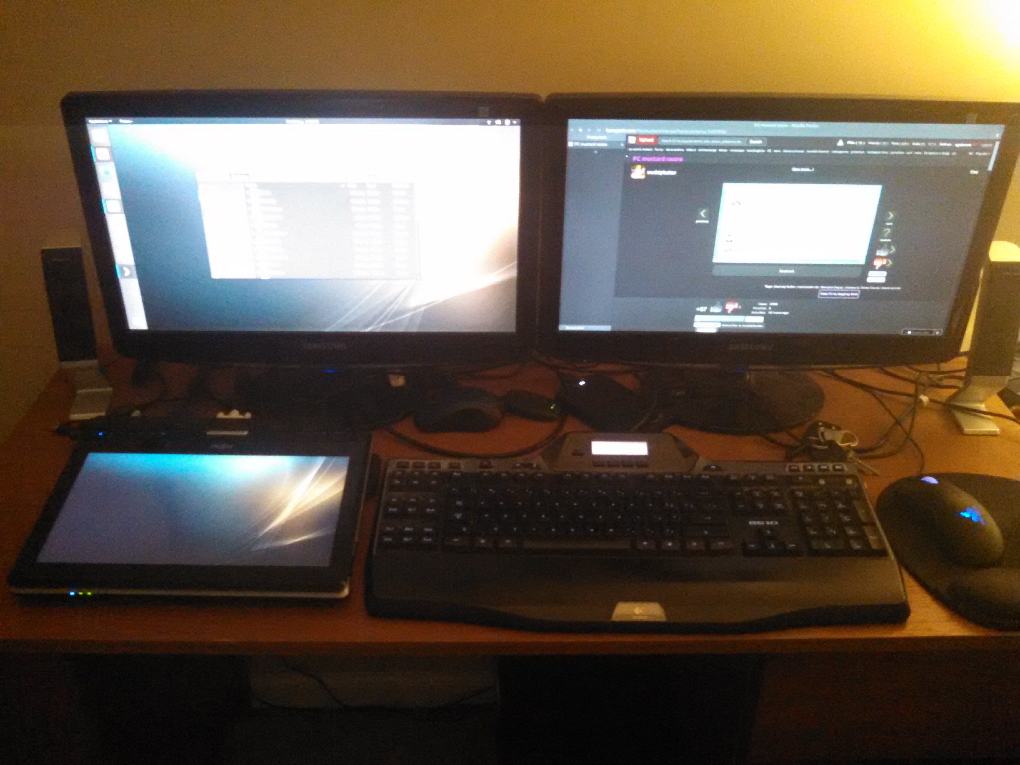 Convertable Laptop Touchscreen Tablet Docked Into Dual Monitor